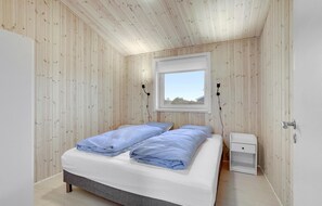 2 bedrooms, free WiFi