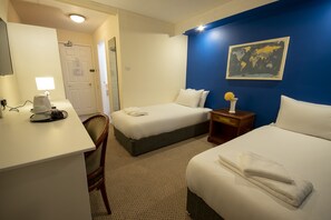 Basic Twin Room | Wi-fi percuma, cadar katil 