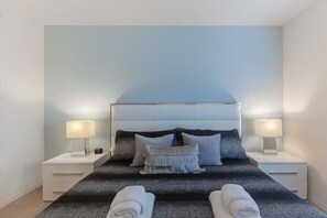 3 bedrooms, iron/ironing board, travel crib, WiFi