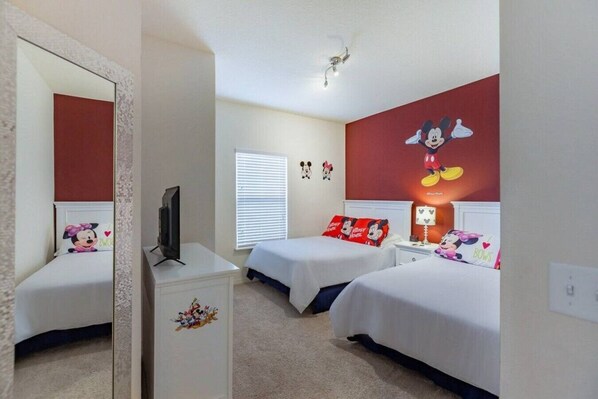 3 bedrooms, iron/ironing board, travel crib, WiFi