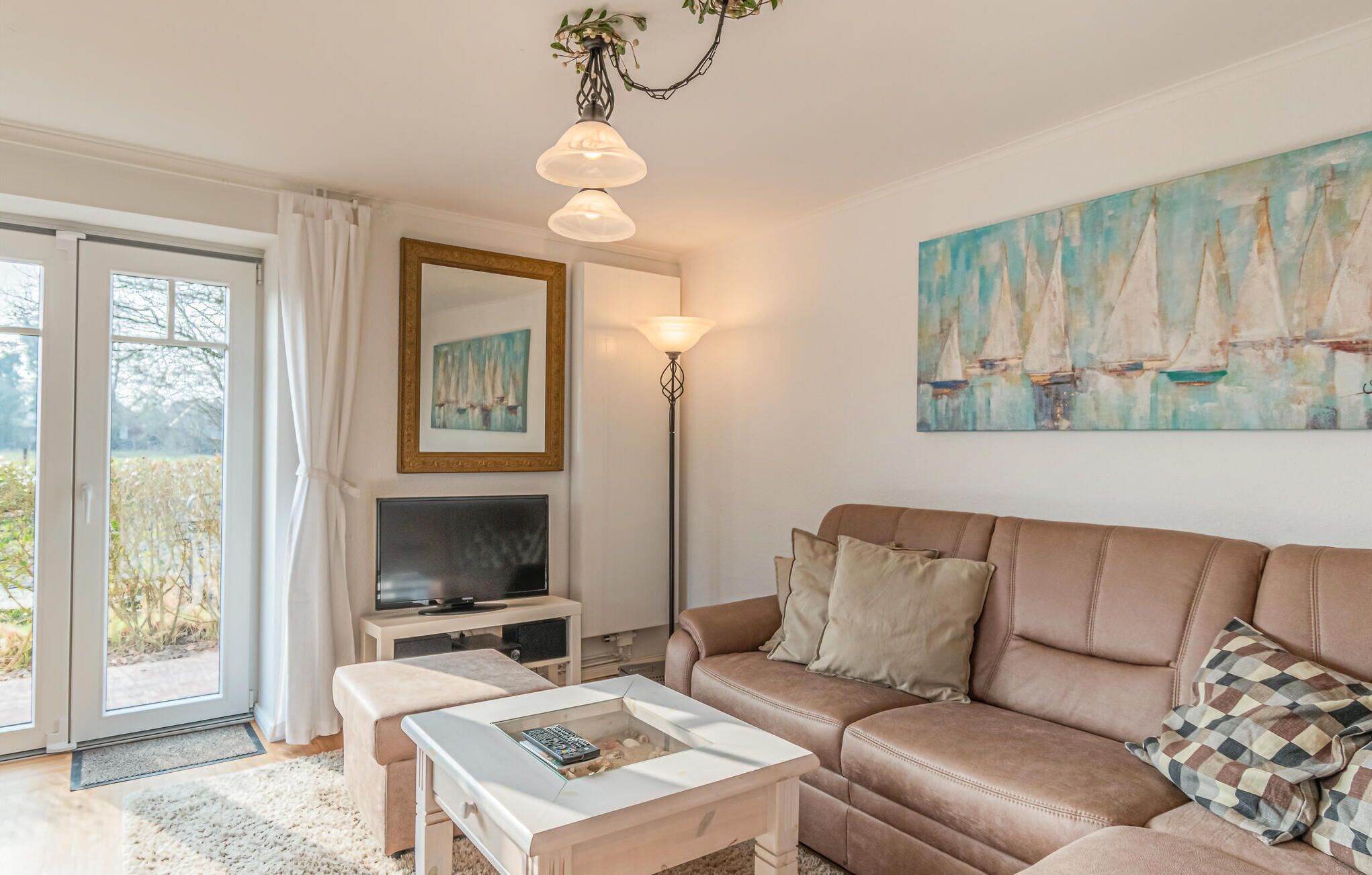 Televisión, reproductor de DVD y estéreo 