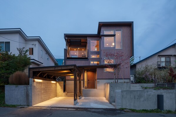 Property entrance - Mokuren (Furano)