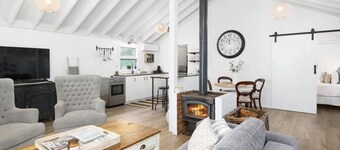 Getaway from the city and retreat to our picturesque cozy farm cottage