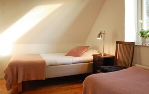 2 bedrooms, free WiFi