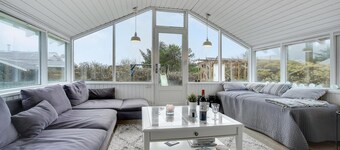 Stunning home in Løkken with WiFi