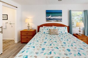 1 bedroom, iron/ironing board, free WiFi
