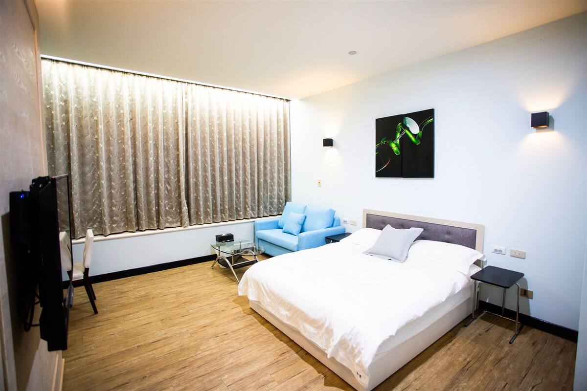 Economy Double Room