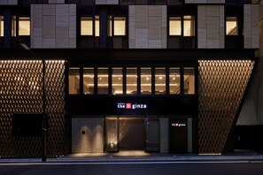 Exterior - the b ginza (Tokyo)