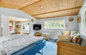 2 Schlafzimmer, Reisekinderbett, kostenloses WLAN