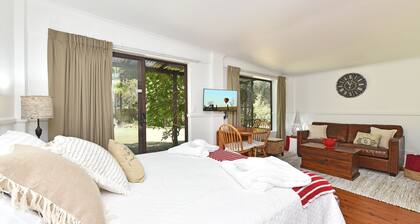 Olive Grove 1 - Your Perfect Hunter Valley Wedding Stay & Wine Country Escape