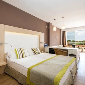 Desk, laptop workspace, free WiFi, bed sheets