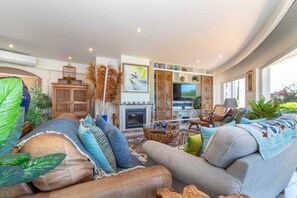 TV, Netflix, streaming services