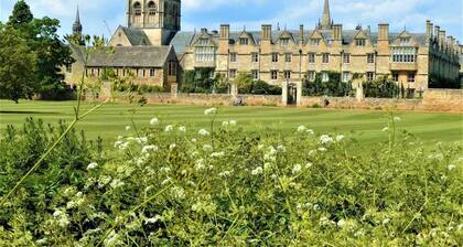 Cotswolds Bibury Oxford Blenheim Jeremy Clarkson Caswell