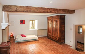 6 chambres, lit parapluie, Wi-Fi gratuit, draps fournis