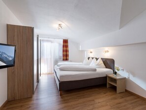 3 Schlafzimmer, Zimmersafe, Reisekinderbett, kostenloses WLAN