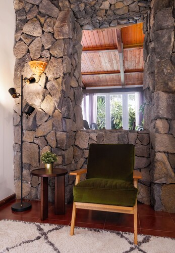 Senhora do Rosário House