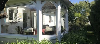 La Métrie, on one level, enclosed garden