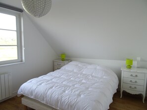 3 bedrooms, iron/ironing board, free WiFi - L'Horizon, duplex with terrace, sea vue (Hautot-sur-Mer)
