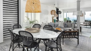 Luxury Apartment | In-room dining - Ocean View Drive 119B (Cape Town)
