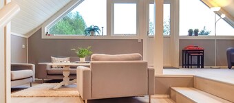 Cozy apartment in Lyngdal with WiFi
