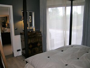 4 bedrooms, free WiFi