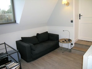 TV, DVD player - Planches (Hautot-sur-Mer)