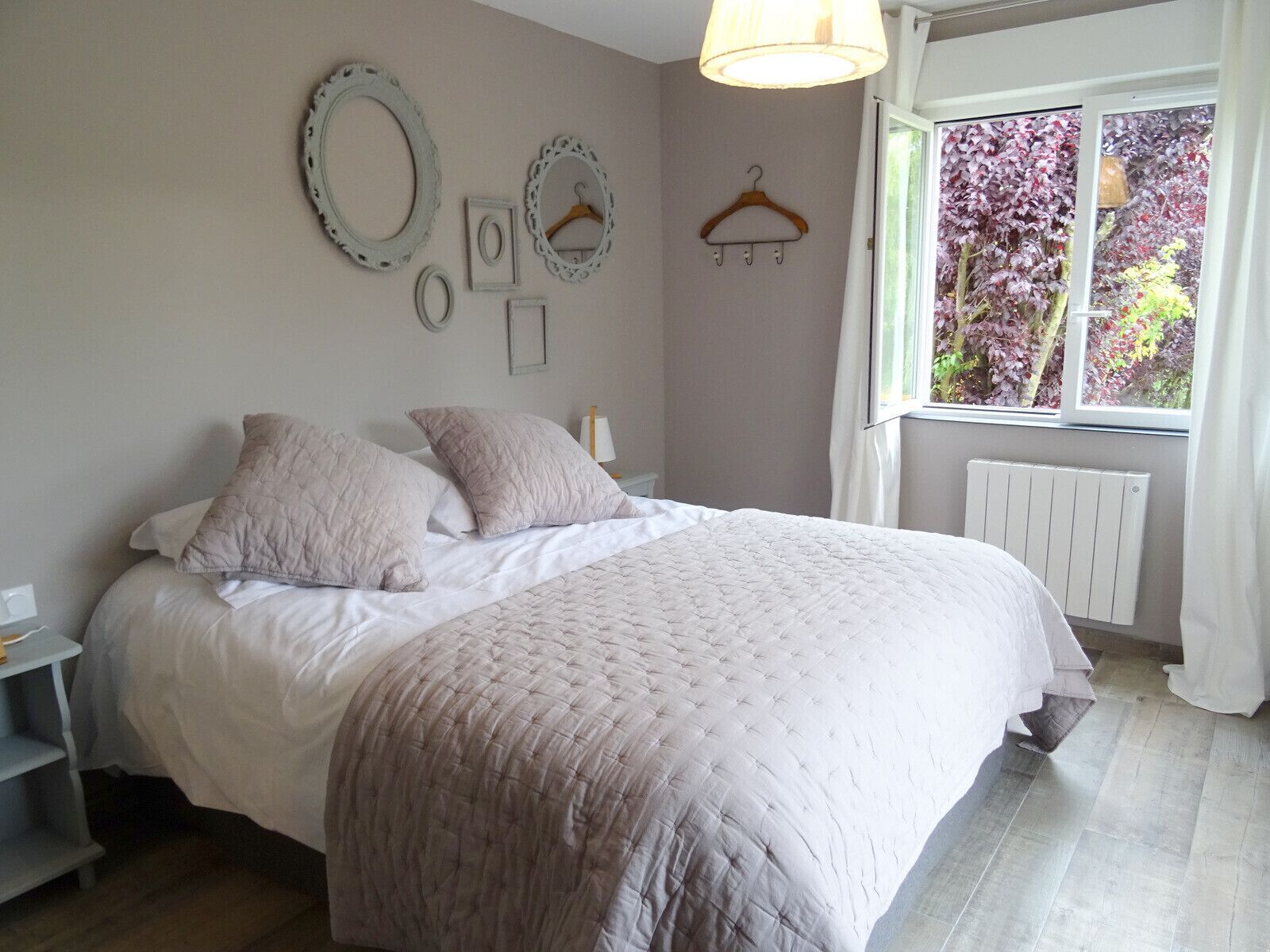 3 bedrooms, iron/ironing board, free WiFi