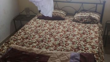 Vila Mewah | 4 kamar tidur, setrika/meja setrika, Wi-Fi gratis, dan seprai linen