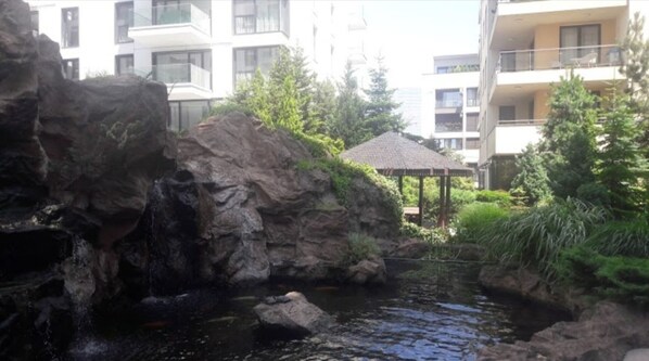 Apartment | Property grounds - Stunning 1-bed Apartment in București (Bucharest)