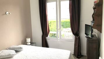 1 chambre, fer et planche Ă repasser, Wi-Fi gratuit