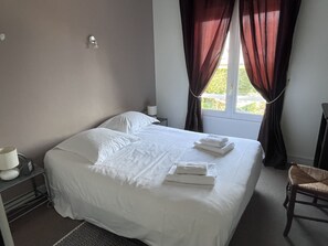 1 多间卧室、熨斗/熨衣板、免费 WiFi