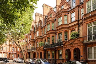 3 Sloane Gardens by UnderTheDoormat