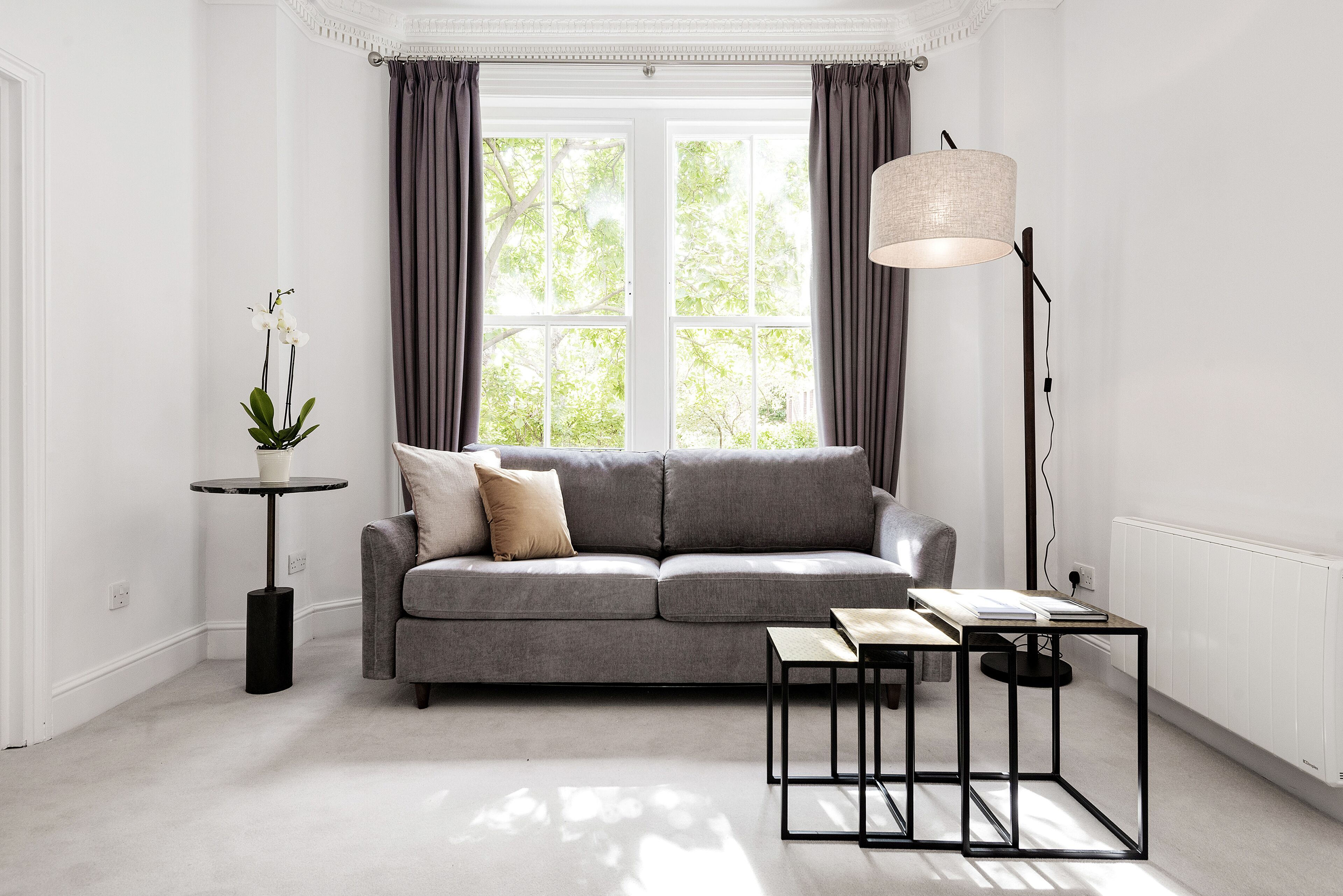 The King's Road Suite | Living room | 24-inch Smart TV with cable channels, TV