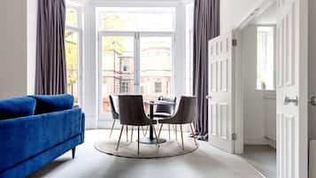 The Ebury Suite | Living room