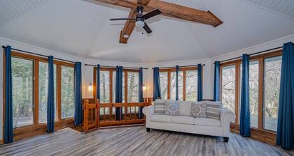 Large Rustic River House @ Ellijay w HOT TUB