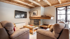 Fernseher, Kamin