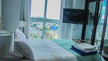 1 bedroom, in-room safe, iron/ironing board, free WiFi