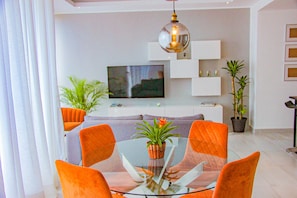 Luxury Apartment | In-room dining - Tower Central - New Luxury - Ocean view (Santo Domingo)