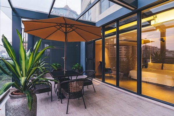 Outdoor dining - Atour Hotel (Chaozhou)