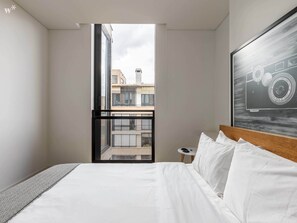 2 室のベッドルーム、アイロン / アイロン台、WiFi、ベッドシーツ
