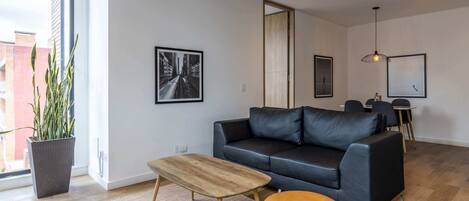 Fernseher, Arbeitsbereiche