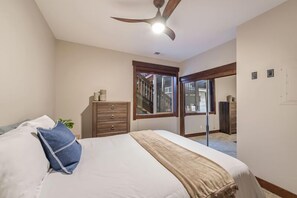 2 bedrooms, free WiFi, bed sheets