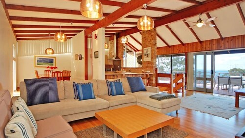 Sea-View Lodge - BEAUTIFUL VIEWS OF VINCENTIA