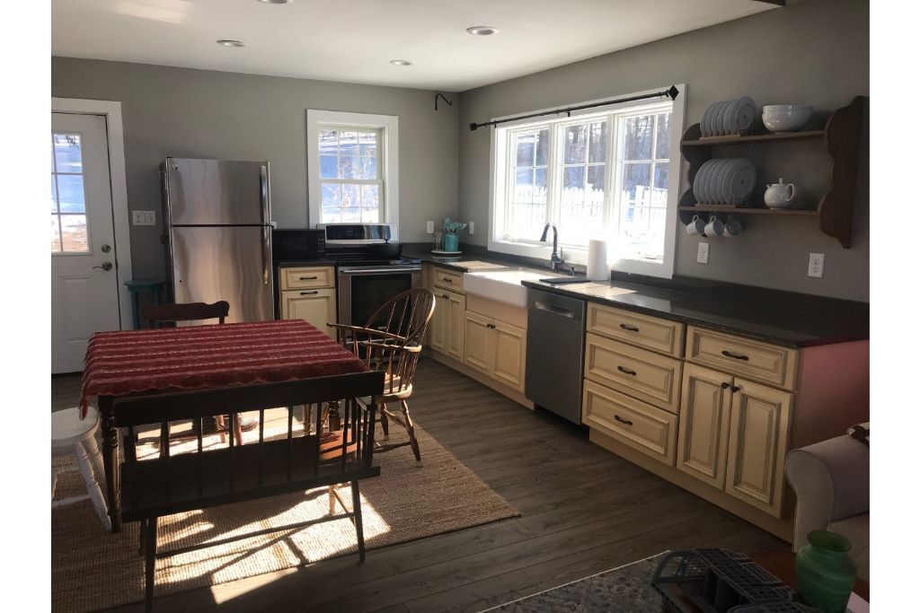 Spring Cottage at Moak's Bend Farm