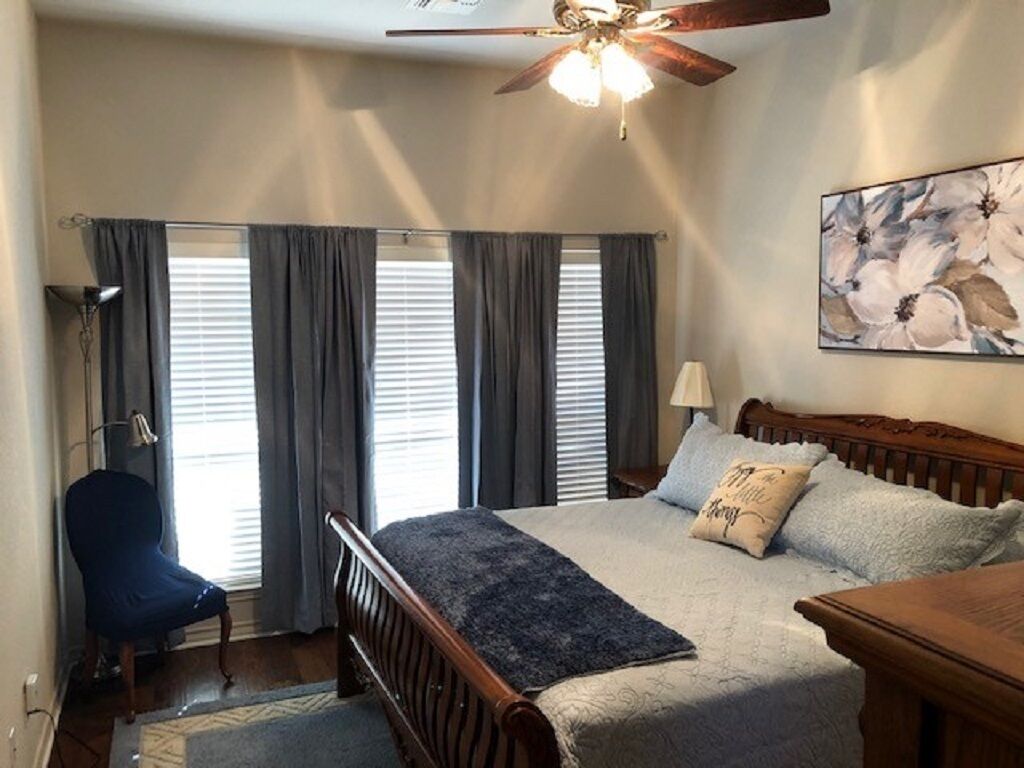 2 bedrooms, desk, free WiFi, bed sheets