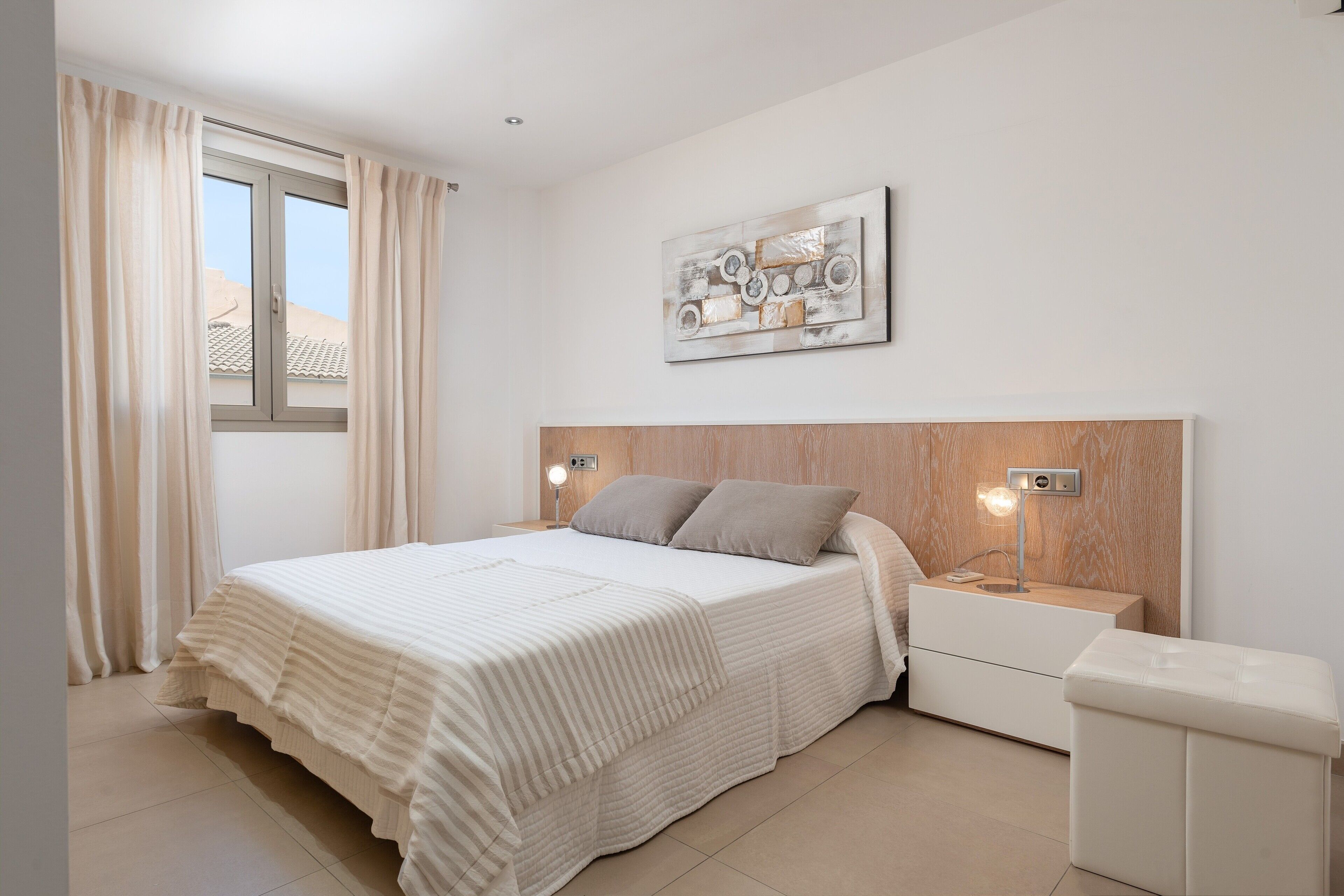 2 chambres, fer et planche à repasser, Wi-Fi gratuit, draps fournis