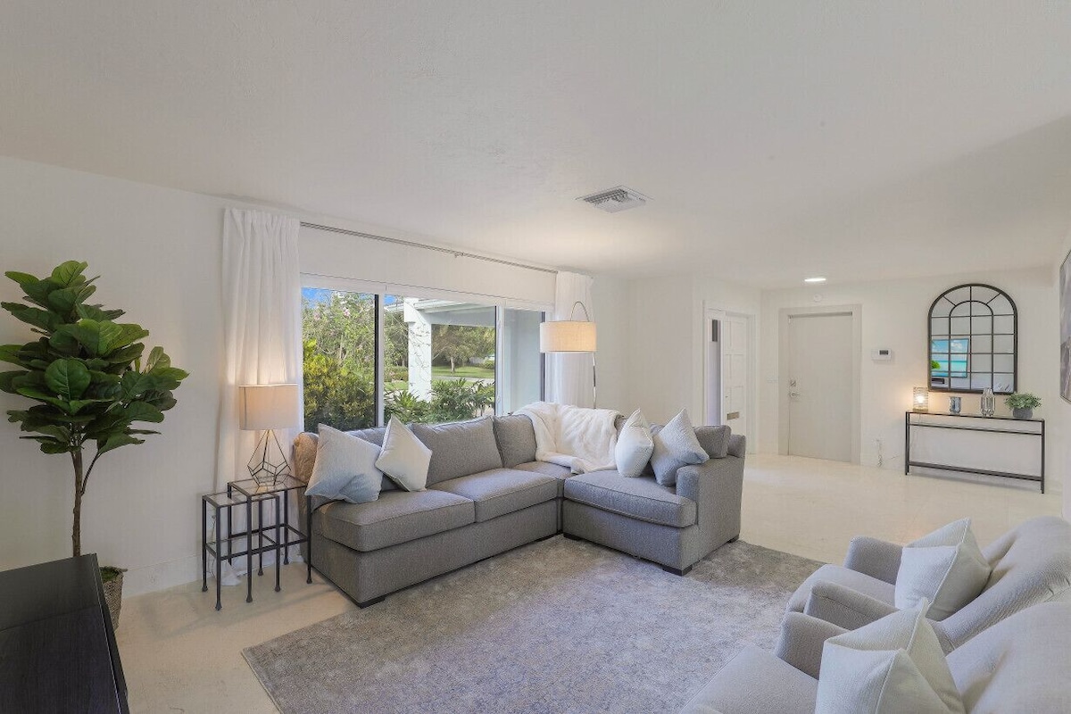 Photo 20 of Modern Oasis: Private Beach Access. Minutes from Downtown & Optional Golf Cart