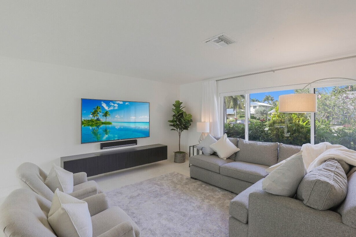 Photo 26 of Modern Oasis: Private Beach Access. Minutes from Downtown & Optional Golf Cart