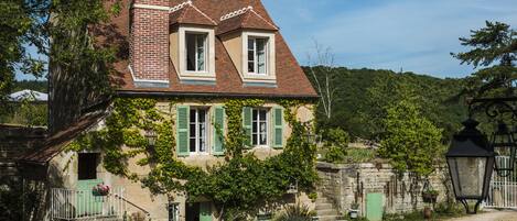 Superior Cottage, Ensuite, Garden View (Grand) | View from property