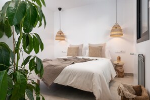 3 chambres, fer et planche à repasser, Wi-Fi gratuit, draps fournis